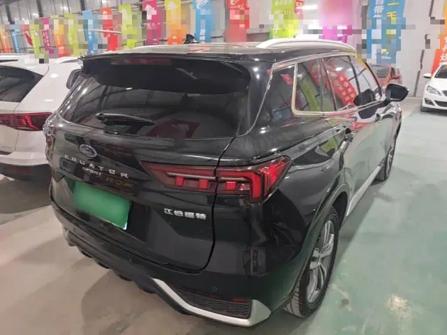 Ford Lingrui — Фото автомобиля 6