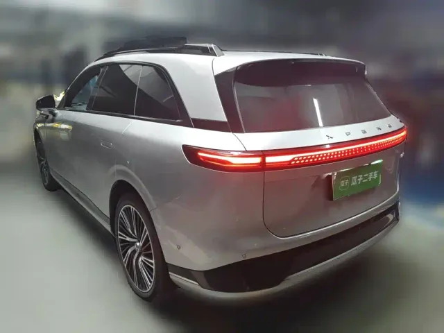 Xpeng G9 — Фото автомобиля 4