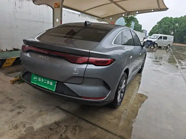 BYD Qin L — Фото автомобиля 6