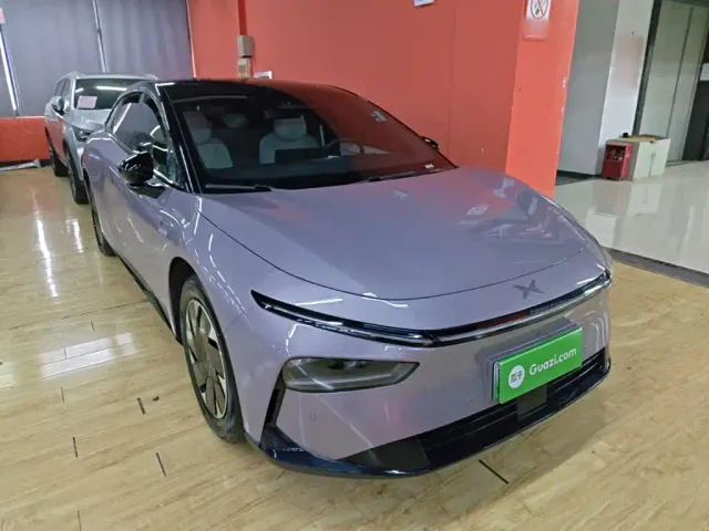 Xpeng P7+ — Фото автомобиля 3