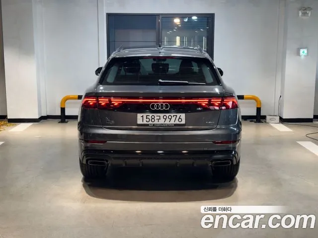 Audi Q8 50 TDI quattro Premium — Фото автомобиля 2