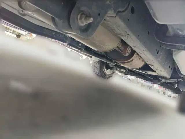 Ford Everest — Фото автомобиля 9