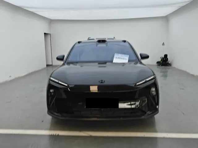 Nio ET5 Touring — Фото автомобиля 2