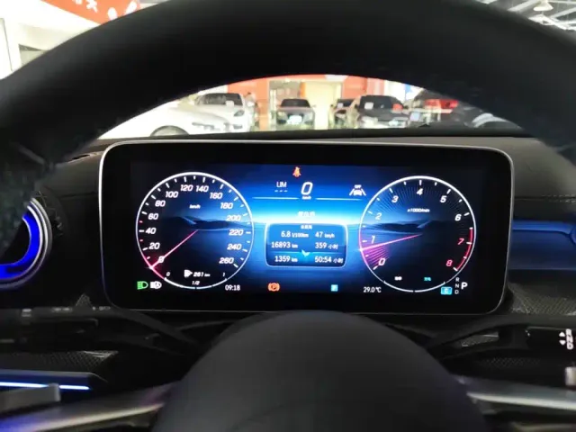 Mercedes-Benz C-Class — Фото автомобиля 11