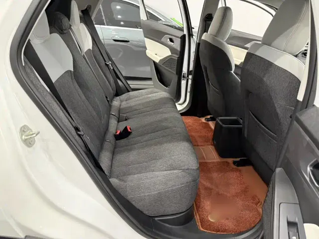 Geely Geometry E Firefly — Фото автомобиля 15