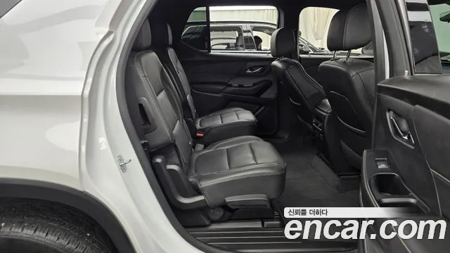 ChevroletGMDaewoo Traverse Traverse 3.6 AWD LT Leather Premium — Фото автомобиля 12