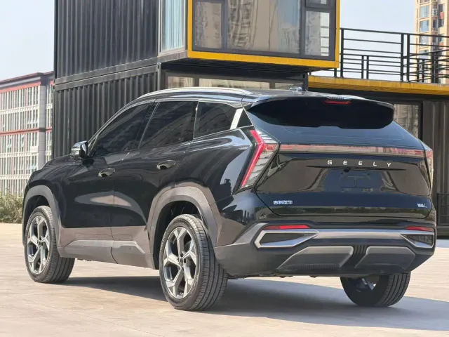 Geely Boyue L — Фото автомобиля 15