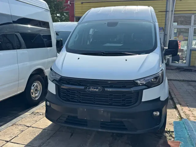 Фотография автомобиля — Ford Transit