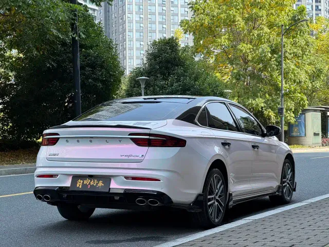 Geely Xingrui — Фото автомобиля 22
