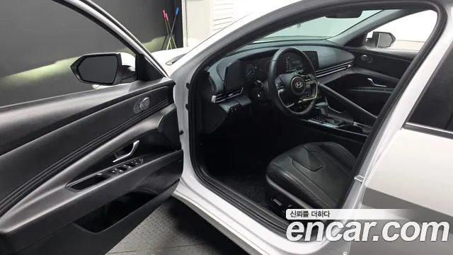 Hyundai Avante — Фото автомобиля 15