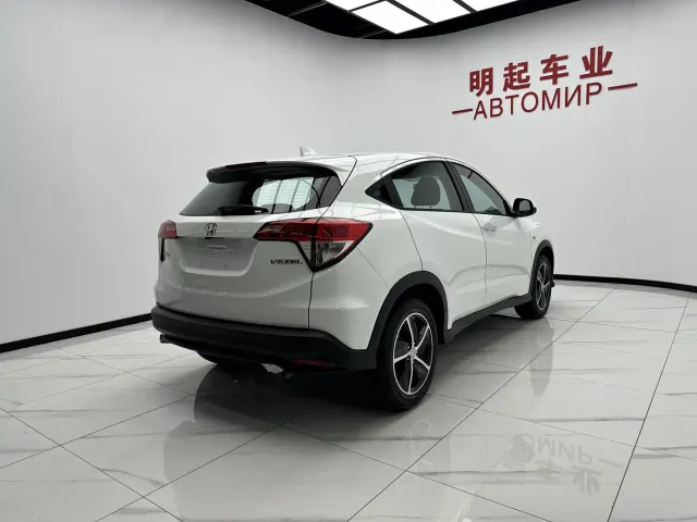Honda Vezel — Фото автомобиля 9