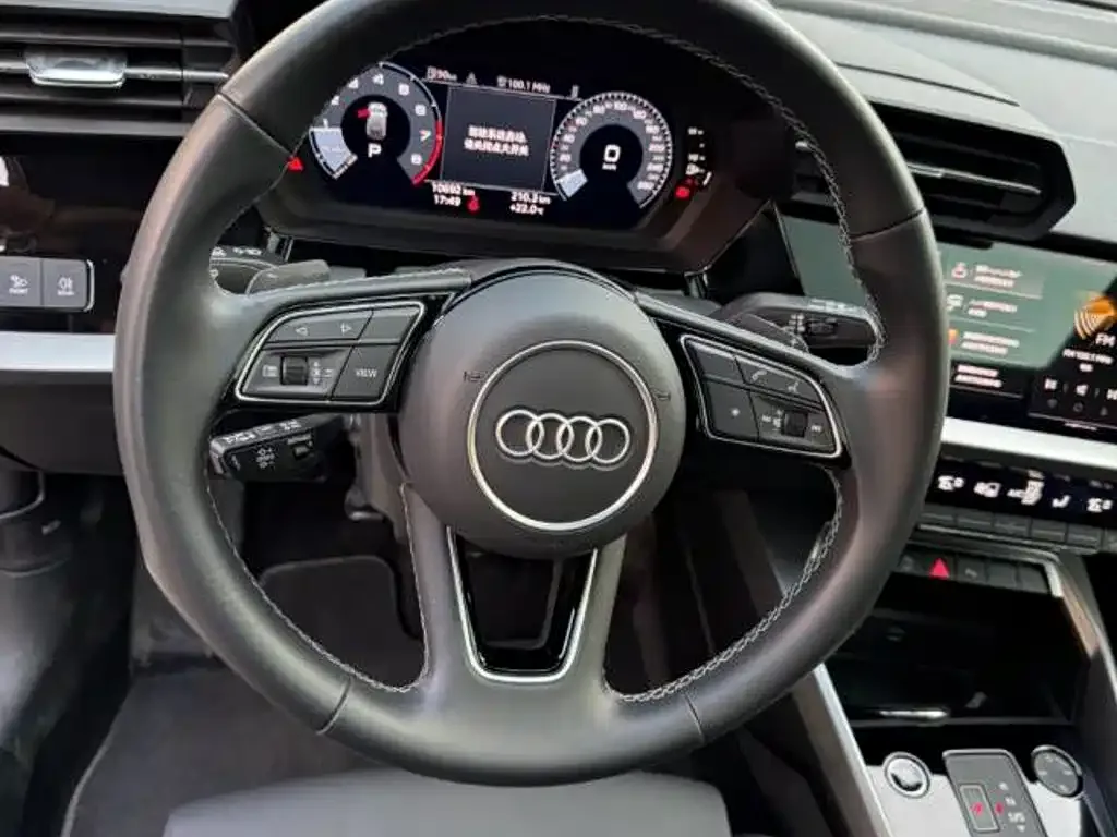 Audi Audi A3 2023 Facelift Sportback 35 TFSI Fashion Sport — Фото автомобиля 10