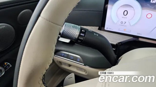 Genesis GV80 — Фото автомобиля 29