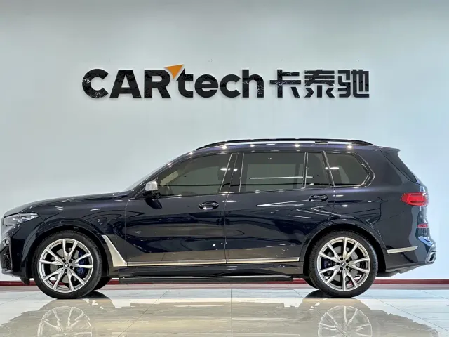 BMW X7 — Фото автомобиля 4