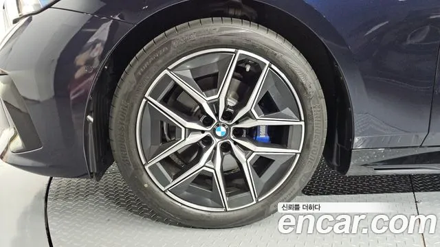 BMW 5-Series 5 серия (G60) 523d xDrive M Sport — Фото автомобиля 4