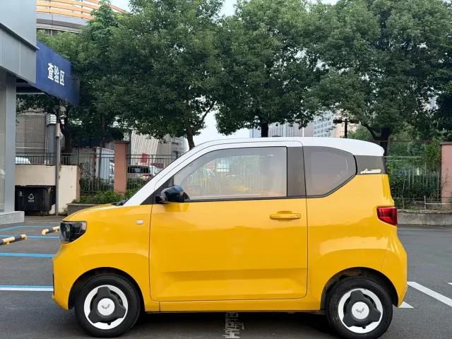 Wuling Hongguang Mini EV — Фото автомобиля 8