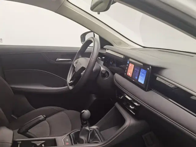 Roewe i5 — Фото автомобиля 22