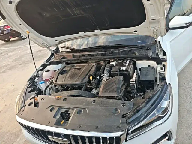Geely Emgrand — Фото автомобиля 19