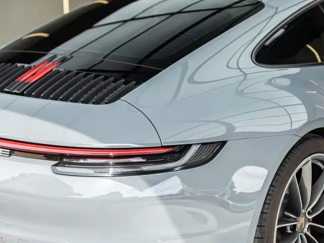Porsche 911 — Фото автомобиля 3