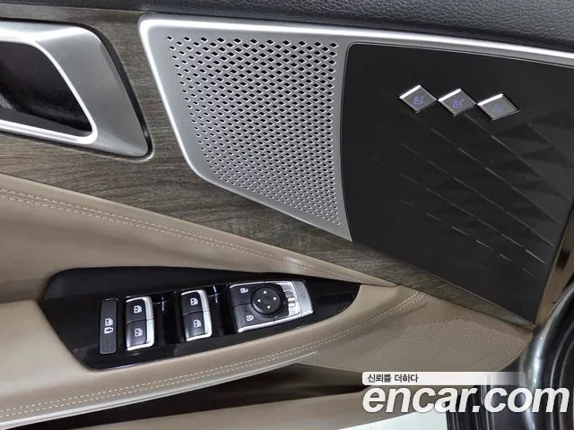 Kia K8 Hybrid — Фото автомобиля 7