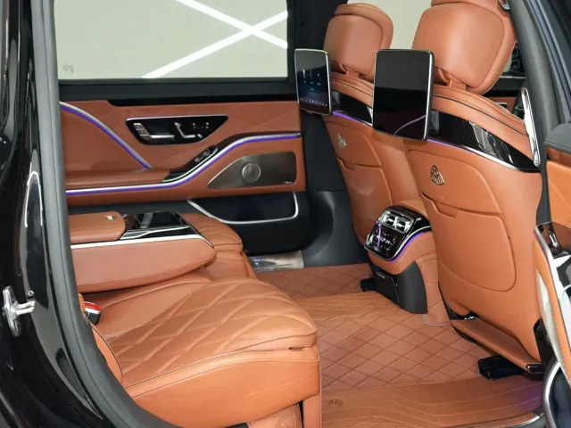Mercedes-Benz Maybach S-Class — Фото автомобиля 12