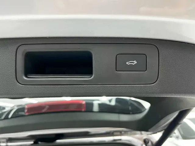 Geely Haoyue L — Фото автомобиля 23
