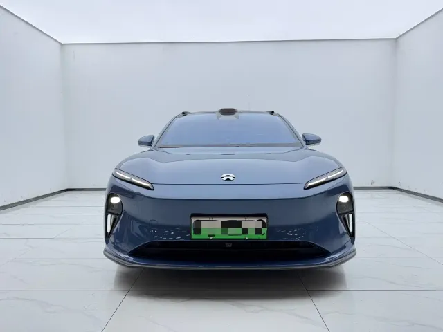 Nio ET5 — Фото автомобиля 2