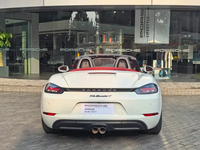 Porsche 718 — Фото автомобиля 17