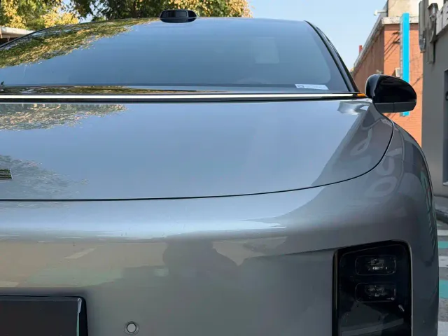 Li Auto i6 — Фото автомобиля 11