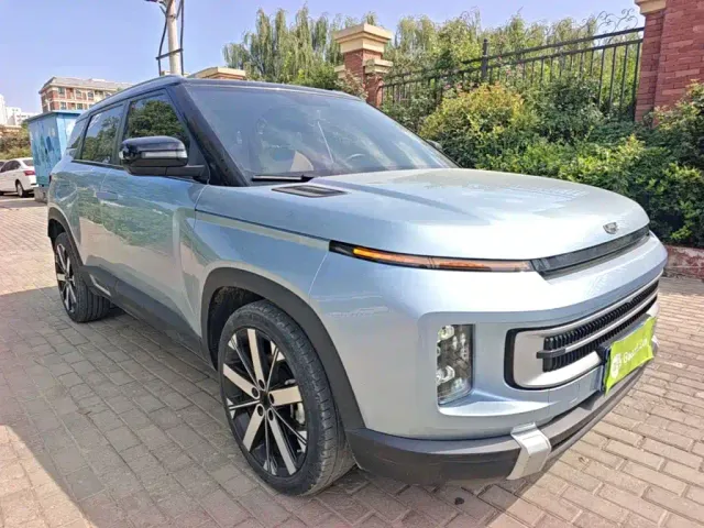 Geely ICON — Фото автомобиля 3