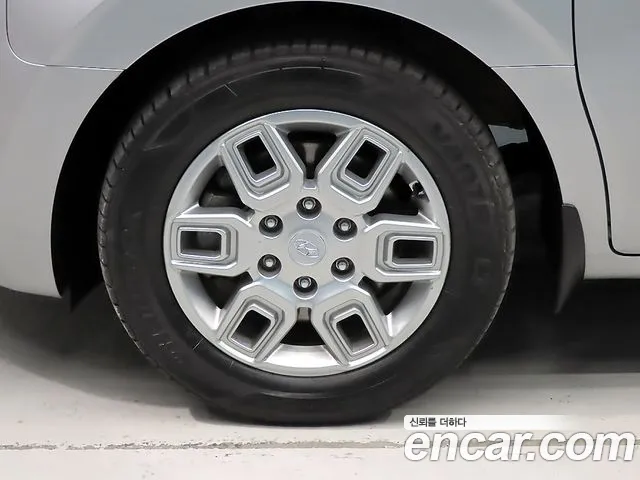 Hyundai Staria — Фото автомобиля 18
