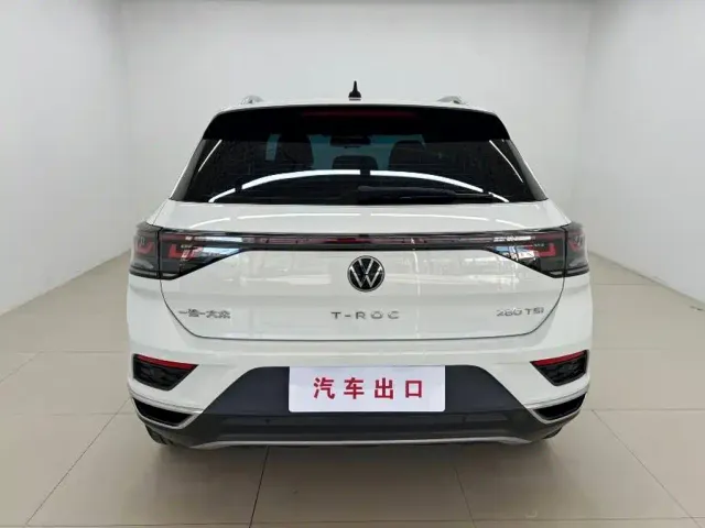 Volkswagen T-Roc — Фото автомобиля 5