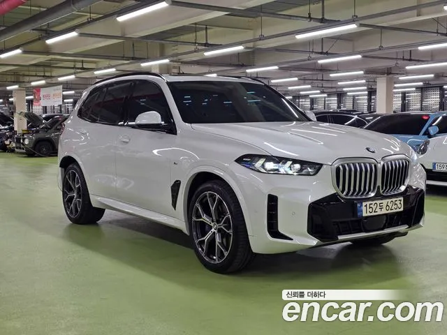 BMW X5 xDrive 40i M Sport — Фото автомобиля 4