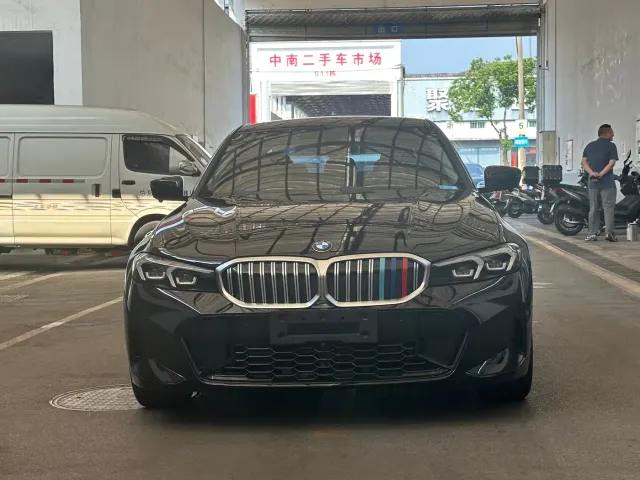BMW 3 Series — Фото автомобиля 2