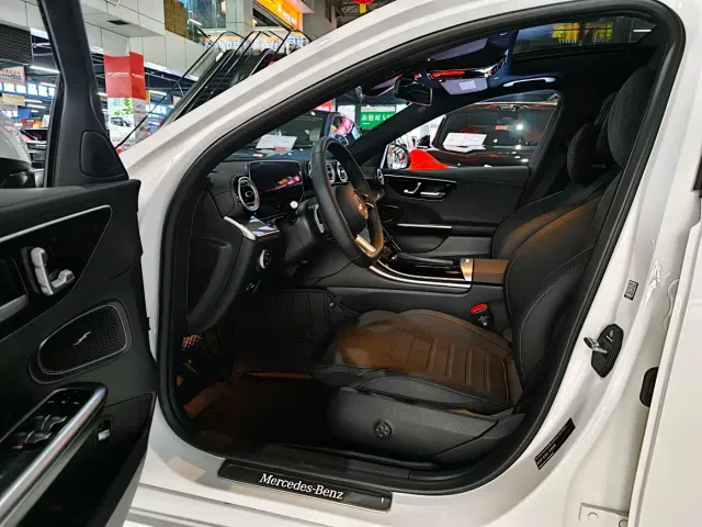 Mercedes-Benz C-Class — Фото автомобиля 8