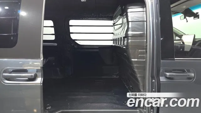 Hyundai Staria Staria Карго 3 места — Фото автомобиля 6