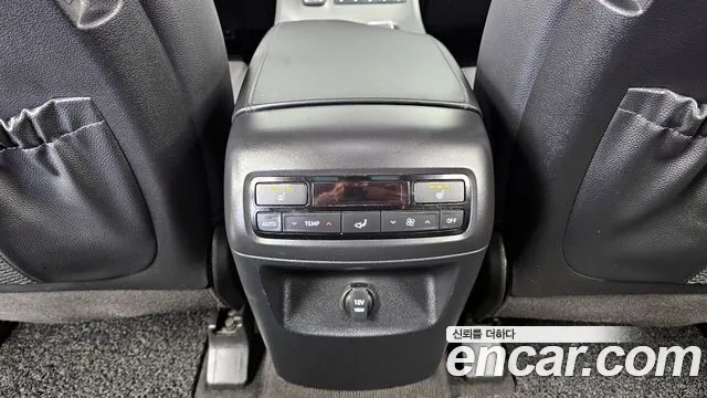 Hyundai Palisade Palisade Дизель 2.2 2WD — Фото автомобиля 16