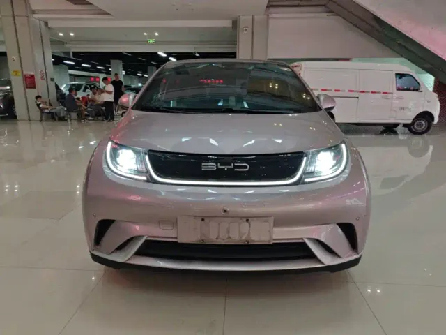 BYD Dolphin — Фото автомобиля 2