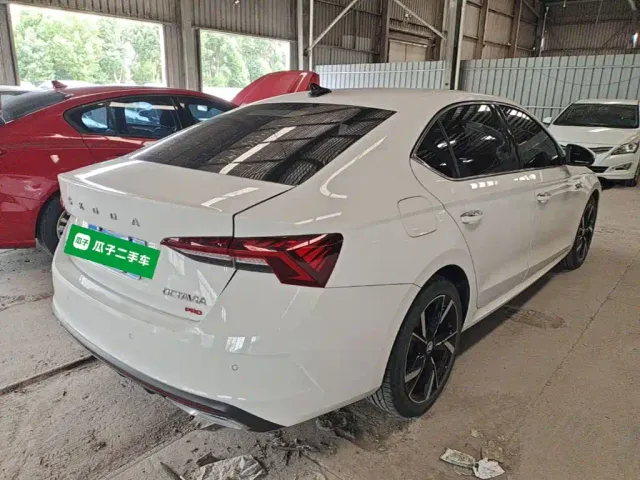 Skoda Octavia — Фото автомобиля 6