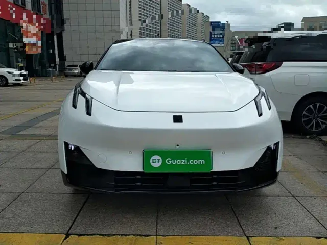 Lynk & Co Z20 — Фото автомобиля 2