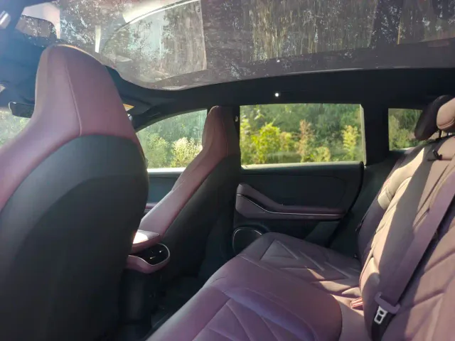 Nio ET5 Touring — Фото автомобиля 8
