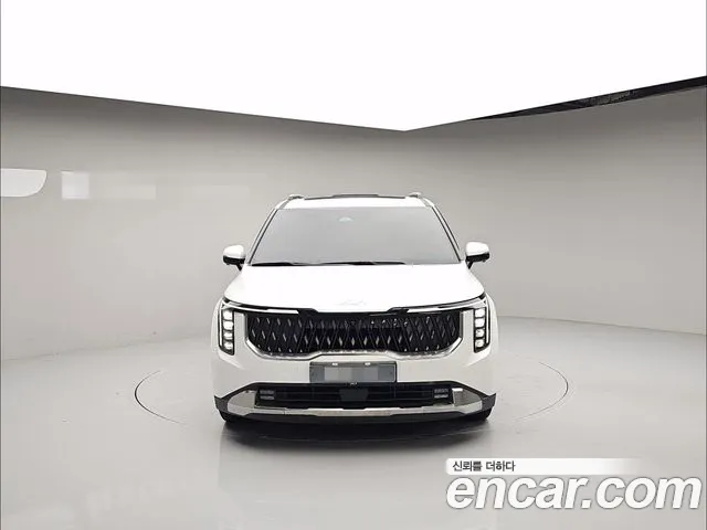 Kia Carnival Generation 4 — Фото автомобиля 2