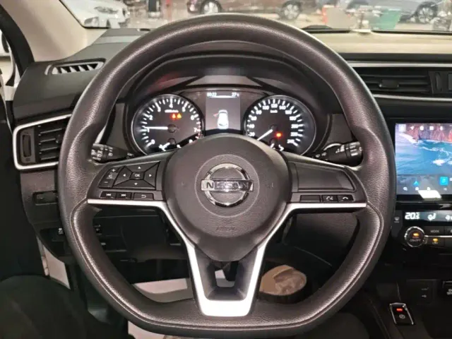 Nissan Qashqai — Фото автомобиля 10