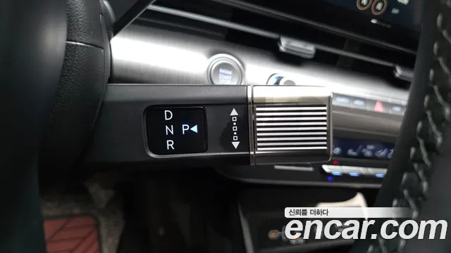 Hyundai Kona — Фото автомобиля 12