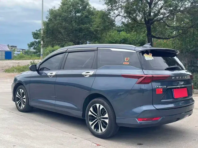 Wuling Victory — Фото автомобиля 7