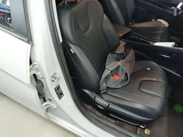 Hyundai Elantra 2023 1.5L CVT GLX Elite Edition — Фото автомобиля 24
