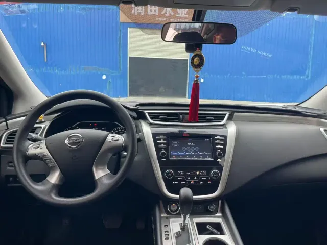 Nissan Murano — Фото автомобиля 8