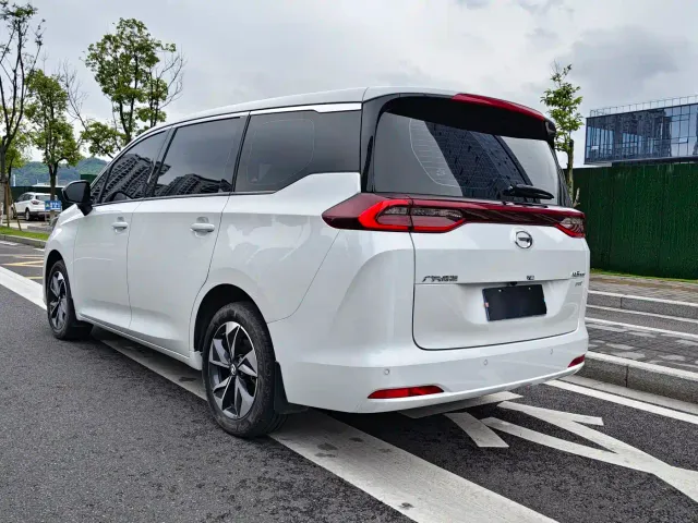 GAC Trumpchi M6 — Фото автомобиля 14