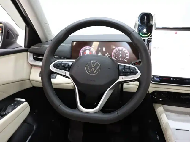 Volkswagen Sagitar — Фото автомобиля 13