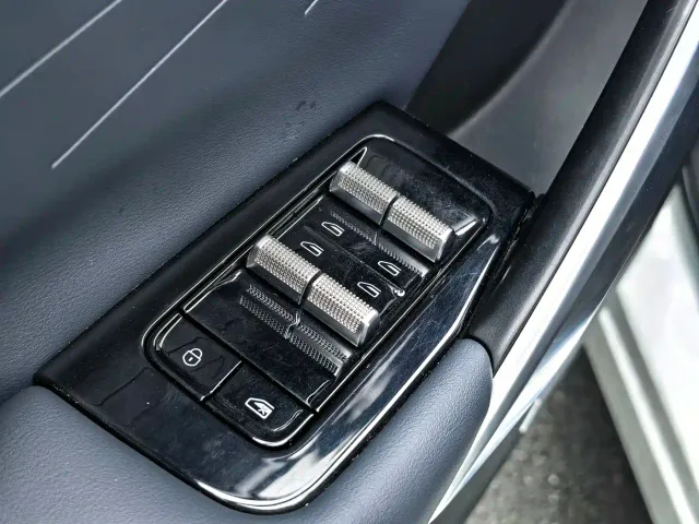Geely Boyue L — Фото автомобиля 19